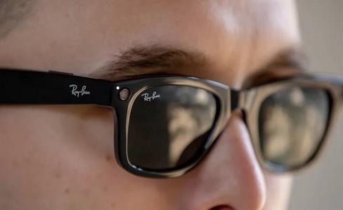 Les lunettes Ray-Ban Stories prennent en charge Facebook Messenger