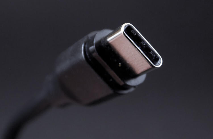 Índia fará do USB Type-C uma porta padrão para todos os smartphones