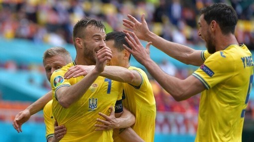 ウクライナ代表チームは3位からユーロ2020のプレーオフに到達しました