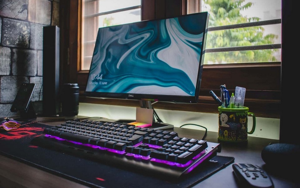 KB5000736 - pacchetto di attivazione per l'aggiornamento a Windows 10, versione 21H1