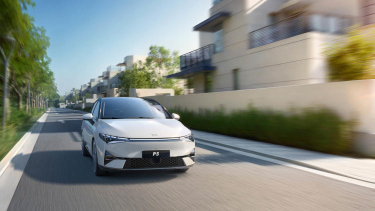 Xpeng svela il pilota automatico per i suoi veicoli elettrici