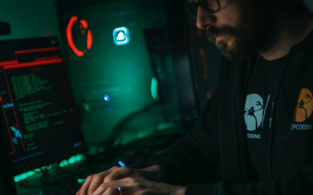 Come creare un'immagine ISO di Windows 11 ignorando TPM 2.0, Secure Boot e le restrizioni UEFI