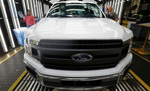 Ford suspend la production de huit usines aux États-Unis en raison d'une pénurie de puces